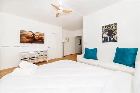 545 Michigan Avenue Miami Beach FL 33139