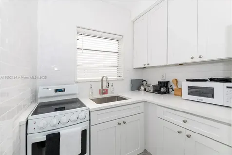 545 Michigan Avenue Miami Beach FL 33139