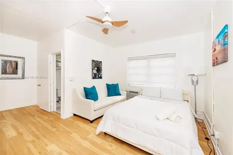 545 Michigan Avenue Miami Beach FL 33139
