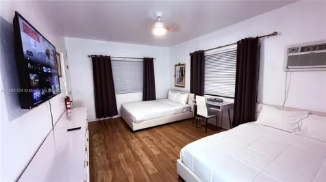 545 Michigan Avenue Miami Beach FL 33139