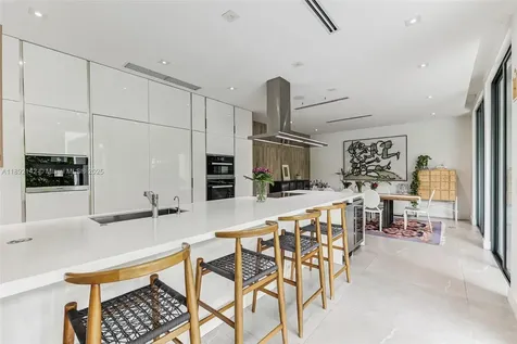 445 Ridgewood Road Key Biscayne FL 33149