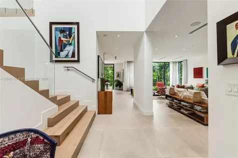 445 Ridgewood Road Key Biscayne FL 33149
