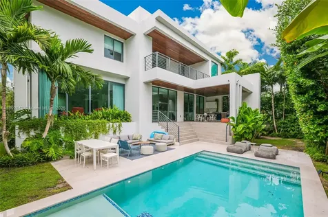 445 Ridgewood Road Key Biscayne FL 33149