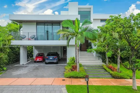 445 Ridgewood Road Key Biscayne FL 33149