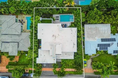 445 Ridgewood Road Key Biscayne FL 33149