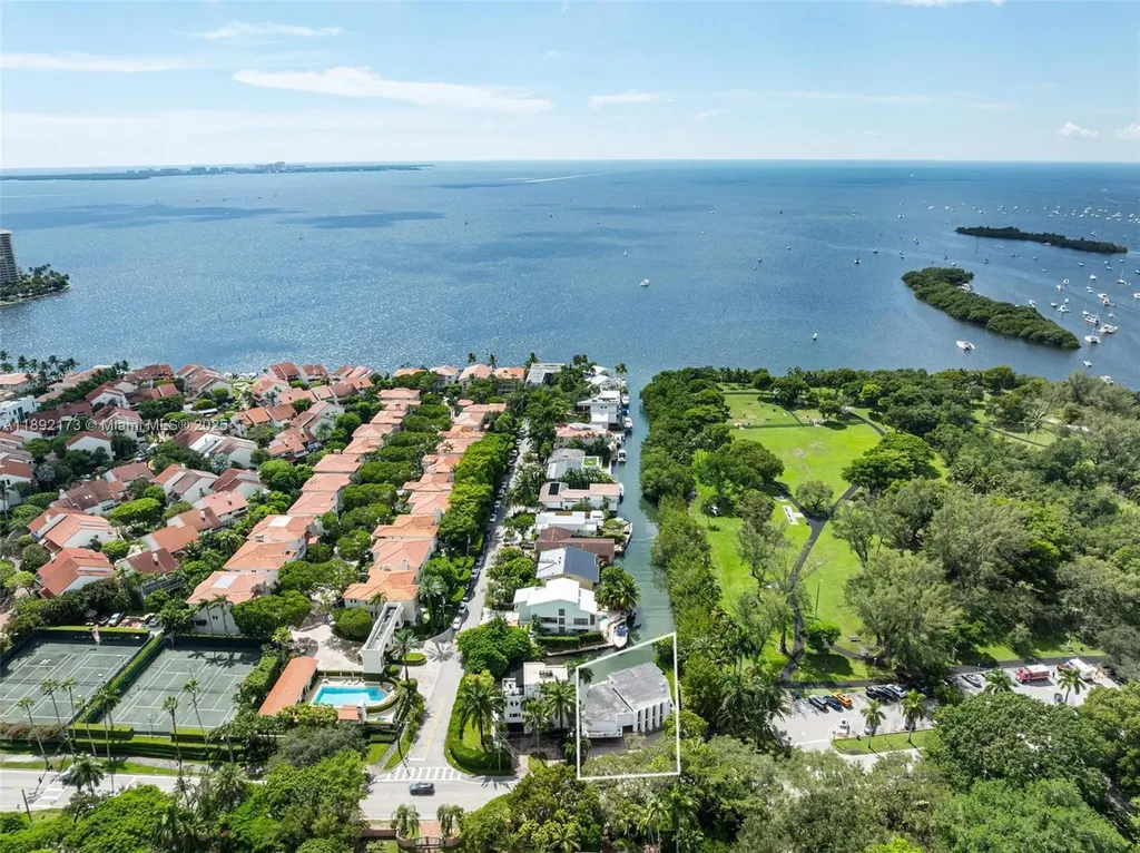 2120 S Bayshore Drive Miami FL 33133