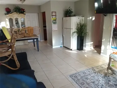 639 33rd Street West Palm Beach FL 33407