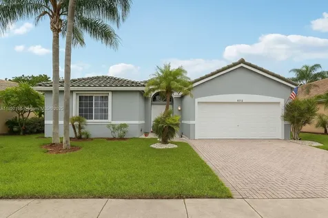 8752 NW 75th Court Tamarac FL 33321