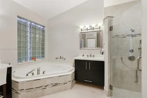 8752 NW 75th Court Tamarac FL 33321
