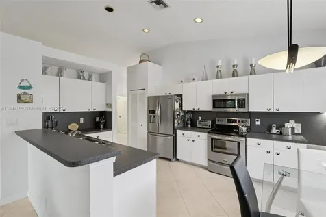 8752 NW 75th Court Tamarac FL 33321