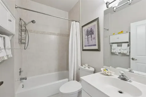 8752 NW 75th Court Tamarac FL 33321