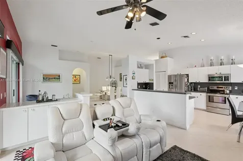 8752 NW 75th Court Tamarac FL 33321