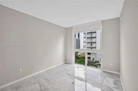 1010 SW 2nd Avenue Miami FL 33130