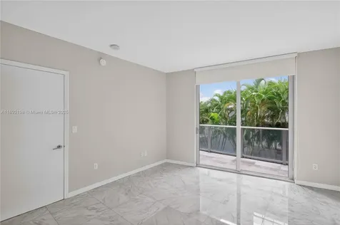 1010 SW 2nd Avenue Miami FL 33130