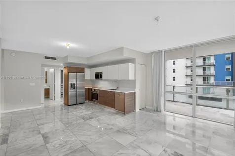 1010 SW 2nd Avenue Miami FL 33130