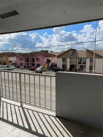 1725 W 60th Street Hialeah FL 33012