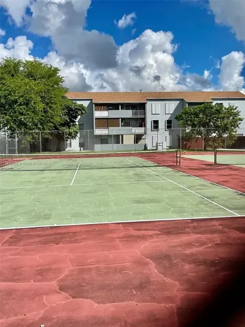 1725 W 60th Street Hialeah FL 33012