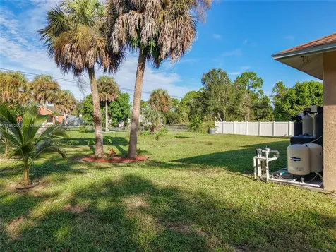 115 Jackson Avenue Lehigh Acres FL 33936
