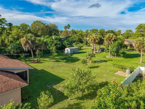 115 Jackson Avenue Lehigh Acres FL 33936