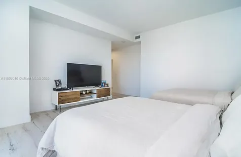 3500 Island Boulevard Aventura FL 33160