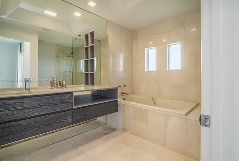 3500 Island Boulevard Aventura FL 33160