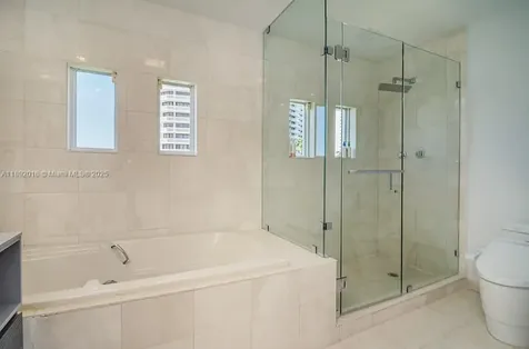 3500 Island Boulevard Aventura FL 33160