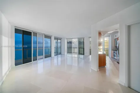 6365 Collins Avenue Miami Beach FL 33141