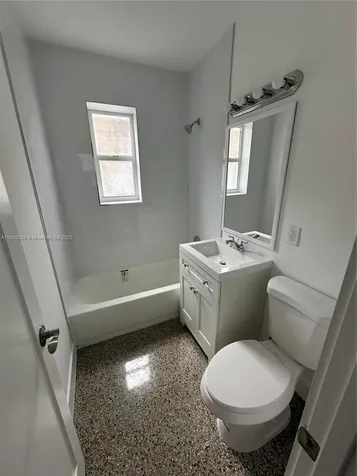 211 SW 18th Avenue Miami FL 33135