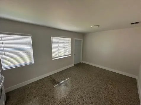 211 SW 18th Avenue Miami FL 33135