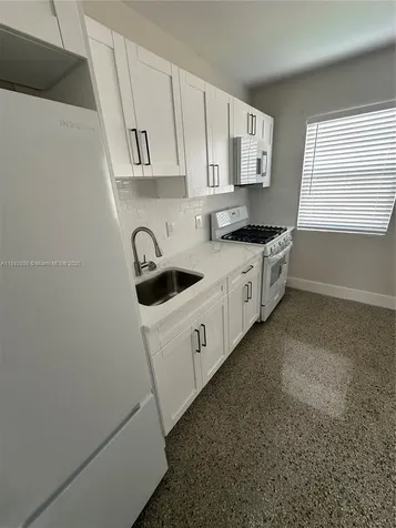 211 SW 18th Avenue Miami FL 33135