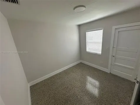 211 SW 18th Avenue Miami FL 33135