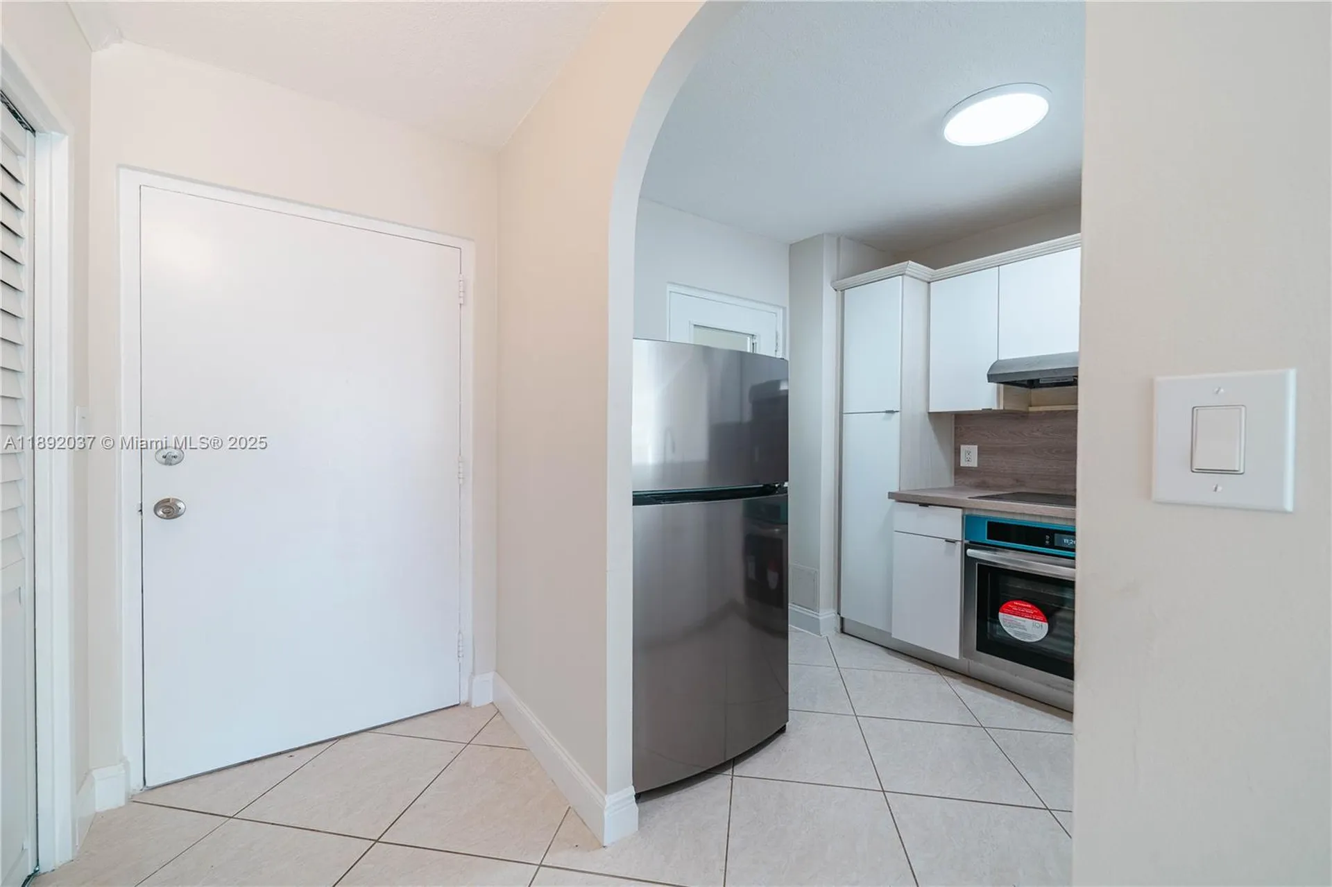 2555 NE 11th Street Fort Lauderdale FL 33304