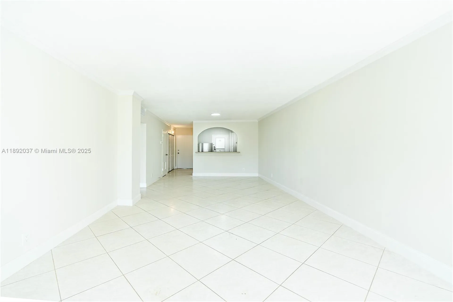 2555 NE 11th Street Fort Lauderdale FL 33304
