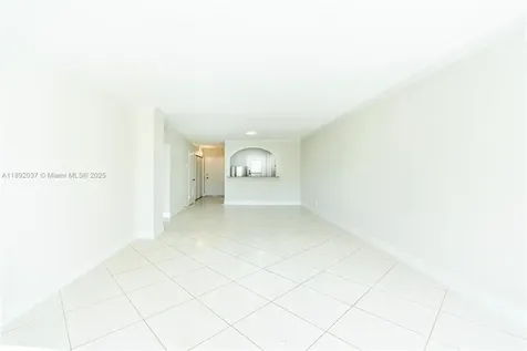 2555 NE 11th Street Fort Lauderdale FL 33304