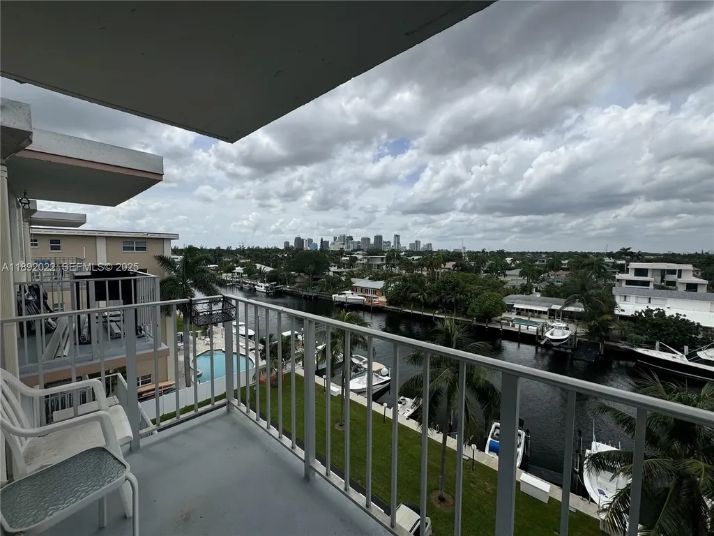 1731 SE 15th Street Fort Lauderdale FL 33316