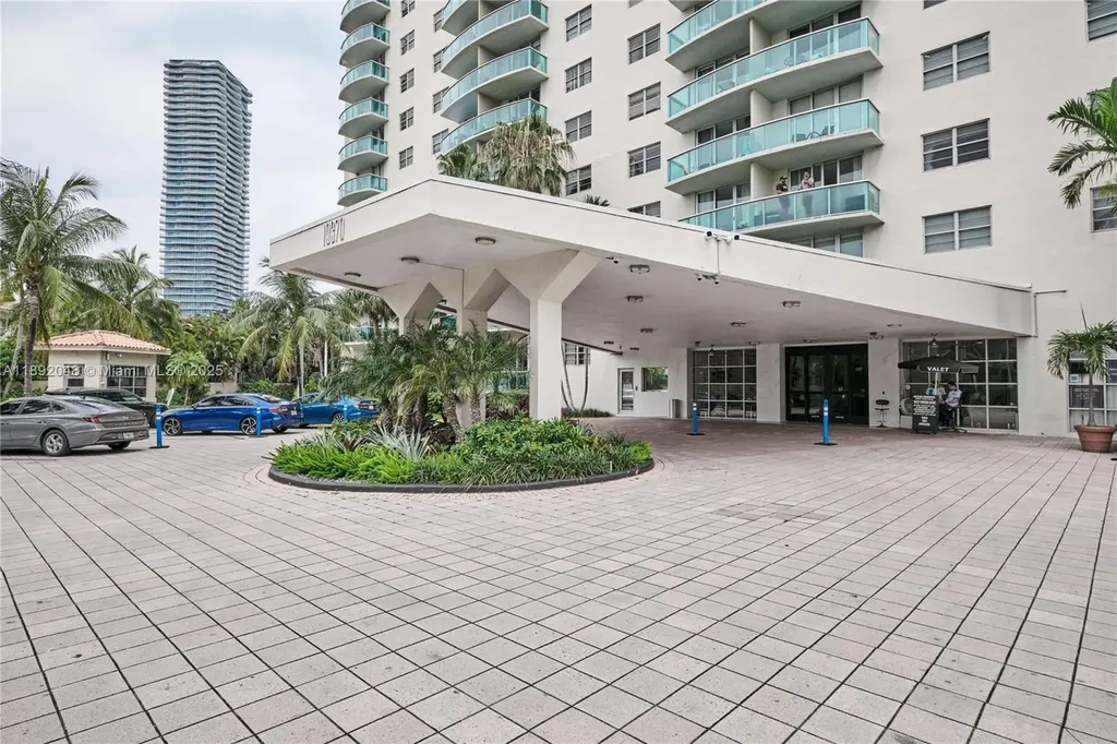 19370 Collins Avenue Sunny Isles Beach FL 33160