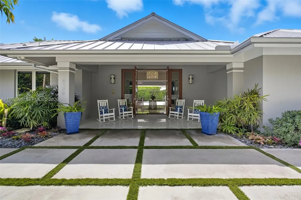 5800 SW 99th Terrace Pinecrest FL 33156