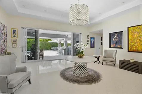 5800 SW 99th Terrace Pinecrest FL 33156