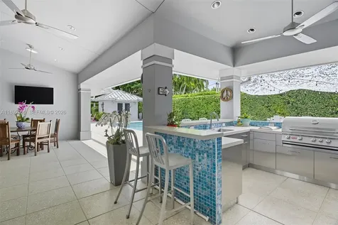 5800 SW 99th Terrace Pinecrest FL 33156