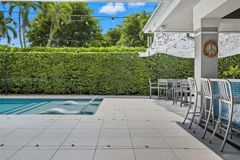 5800 SW 99th Terrace Pinecrest FL 33156
