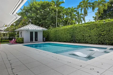 5800 SW 99th Terrace Pinecrest FL 33156