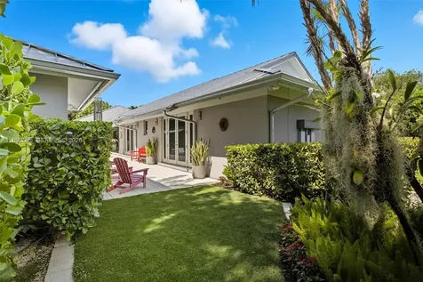 5800 SW 99th Terrace Pinecrest FL 33156