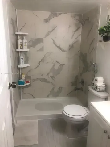 4675 W 18th Court Hialeah FL 33012