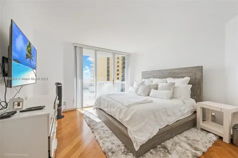 16425 Collins Avenue Sunny Isles Beach FL 33160