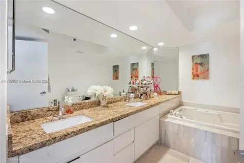 16425 Collins Avenue Sunny Isles Beach FL 33160