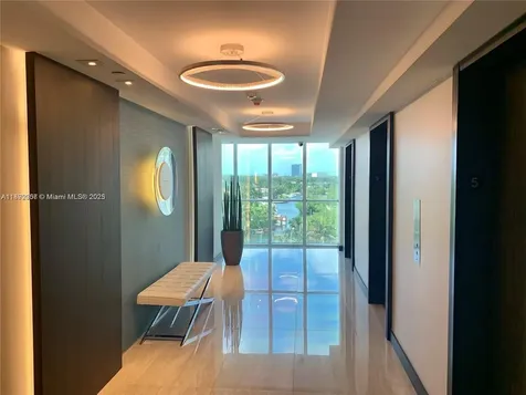 16425 Collins Avenue Sunny Isles Beach FL 33160