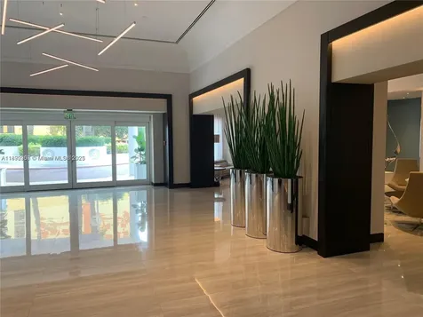 16425 Collins Avenue Sunny Isles Beach FL 33160