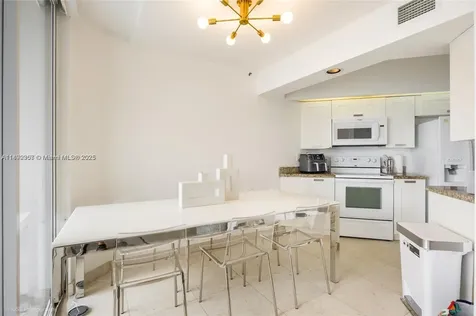 16425 Collins Avenue Sunny Isles Beach FL 33160
