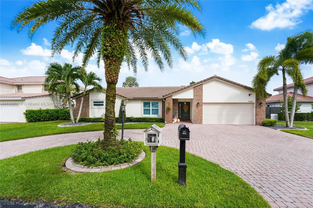 5340 Lancelot Lane Davie FL 33331