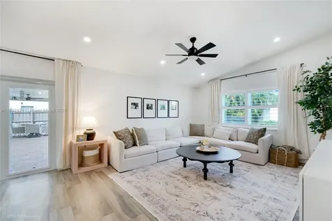5340 Lancelot Lane Davie FL 33331